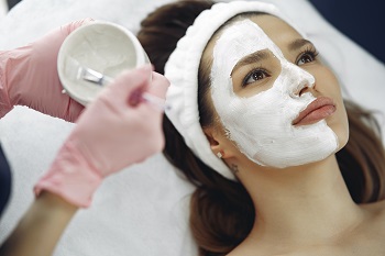 Cheryl's Glovite facial 1hrs.